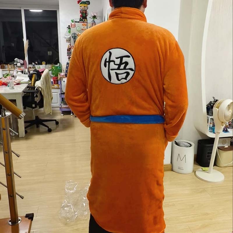 Dragon Ball Z Son Goku Bathrob - Cosplay Fireball Prop recension och pris