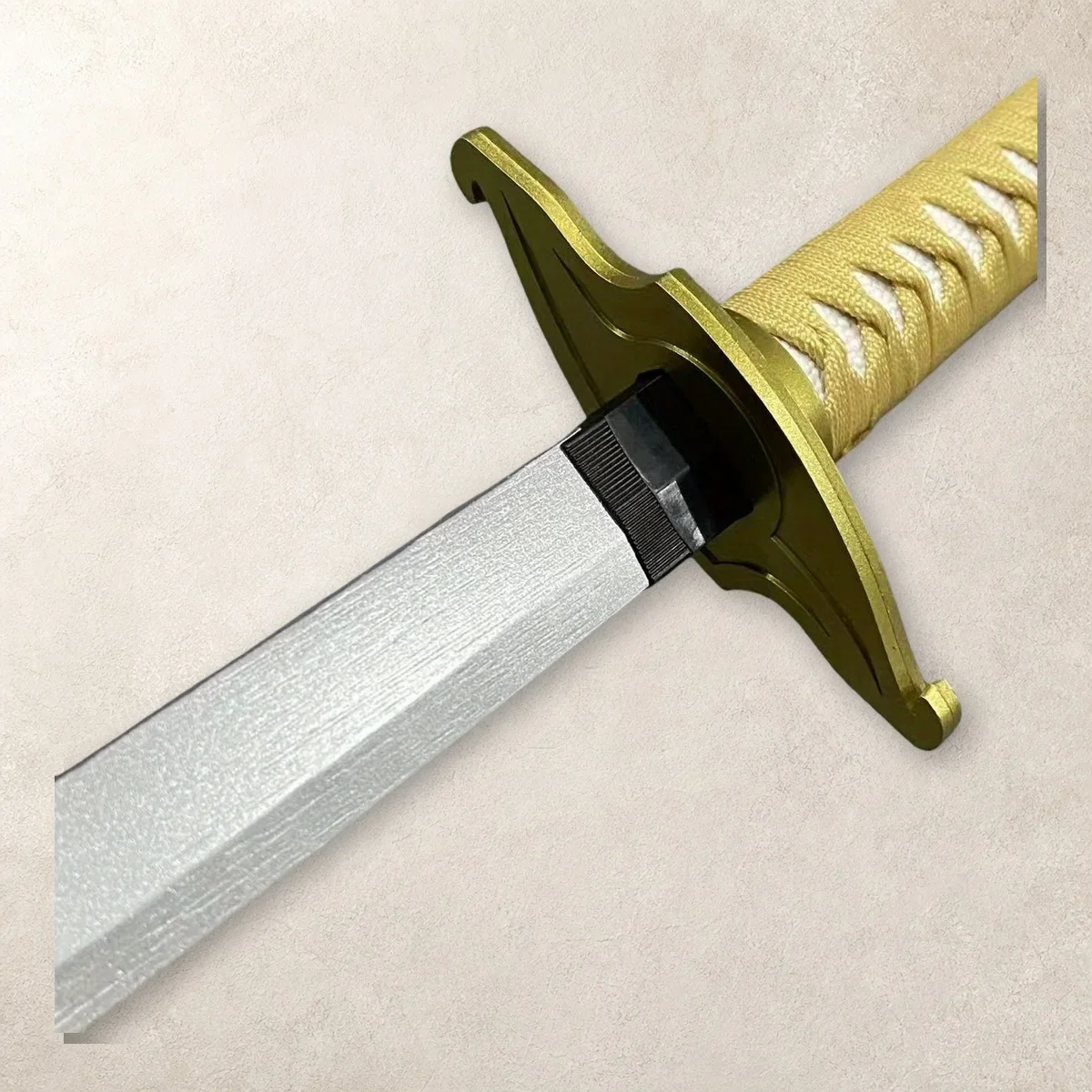 40 Inch Bleach Ichigo Yellow K - Cosplay Prop Display recension och pris