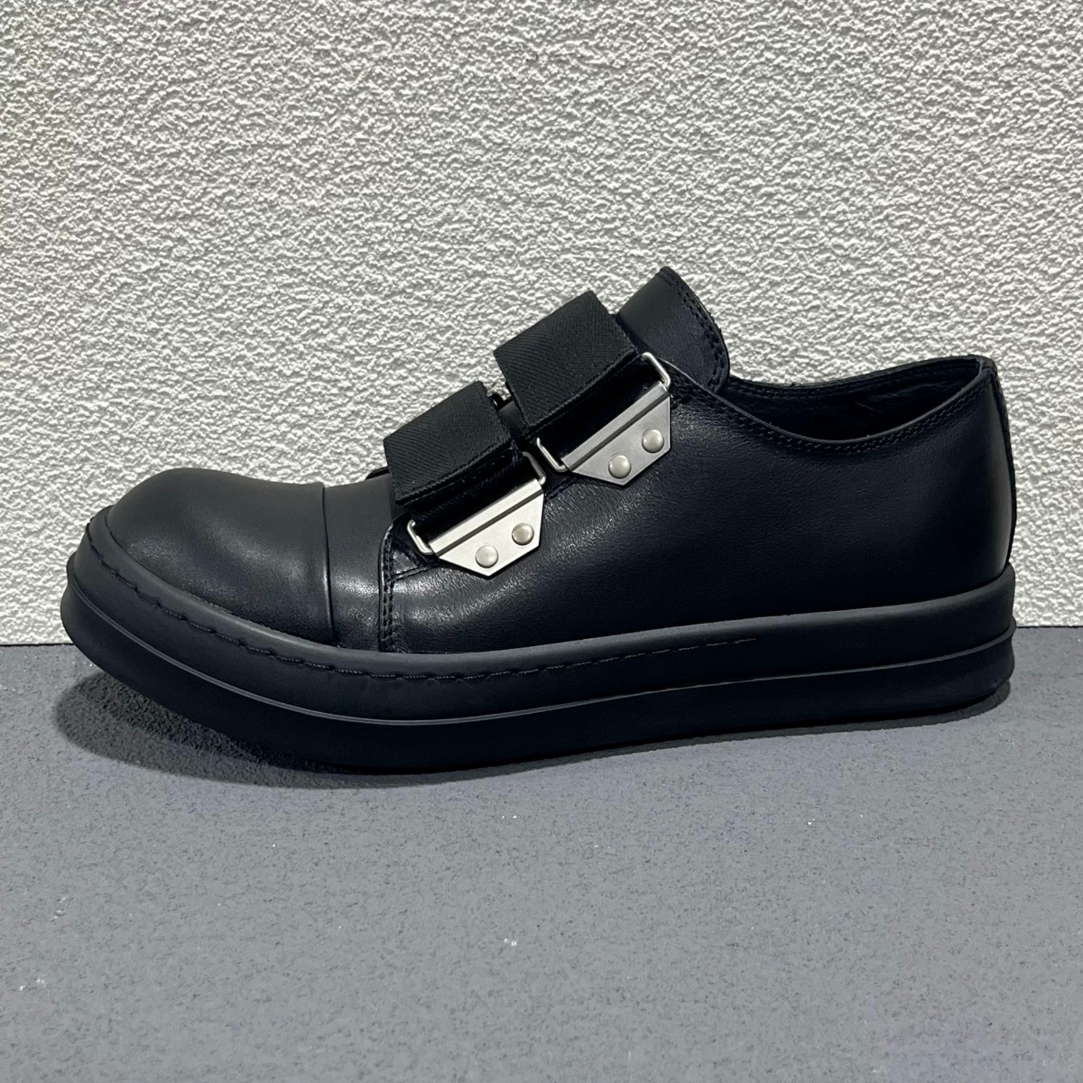 26SS New Ro Luxury Low Top Sne - Velcro Hook Loop recension och pris