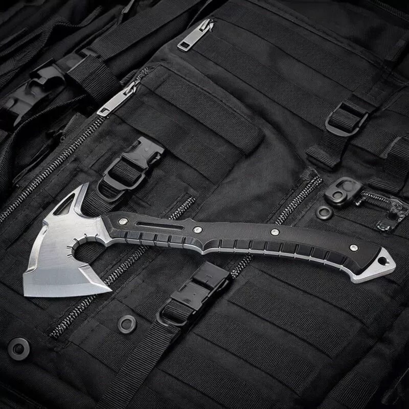 RE 9 Requiem Leon Tactical Axe - Cosplay Prop Display recension och pris